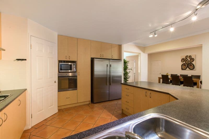 13 Daintree Place, Riverhills QLD 4074, Riverhills - Thumbnail 5