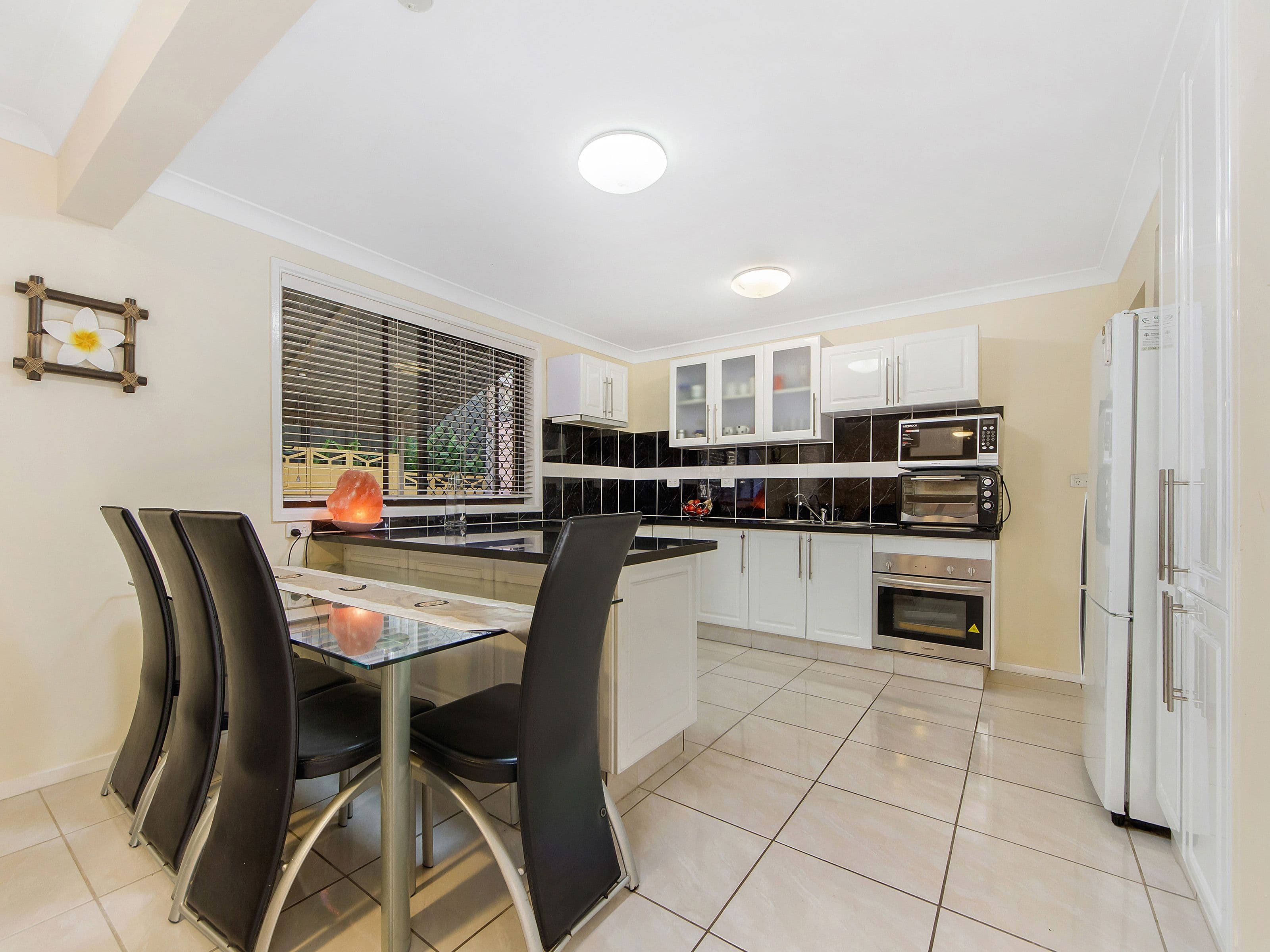 3 Currumburra Road, Ashmore QLD 4214, Ashmore - Thumbnail 5