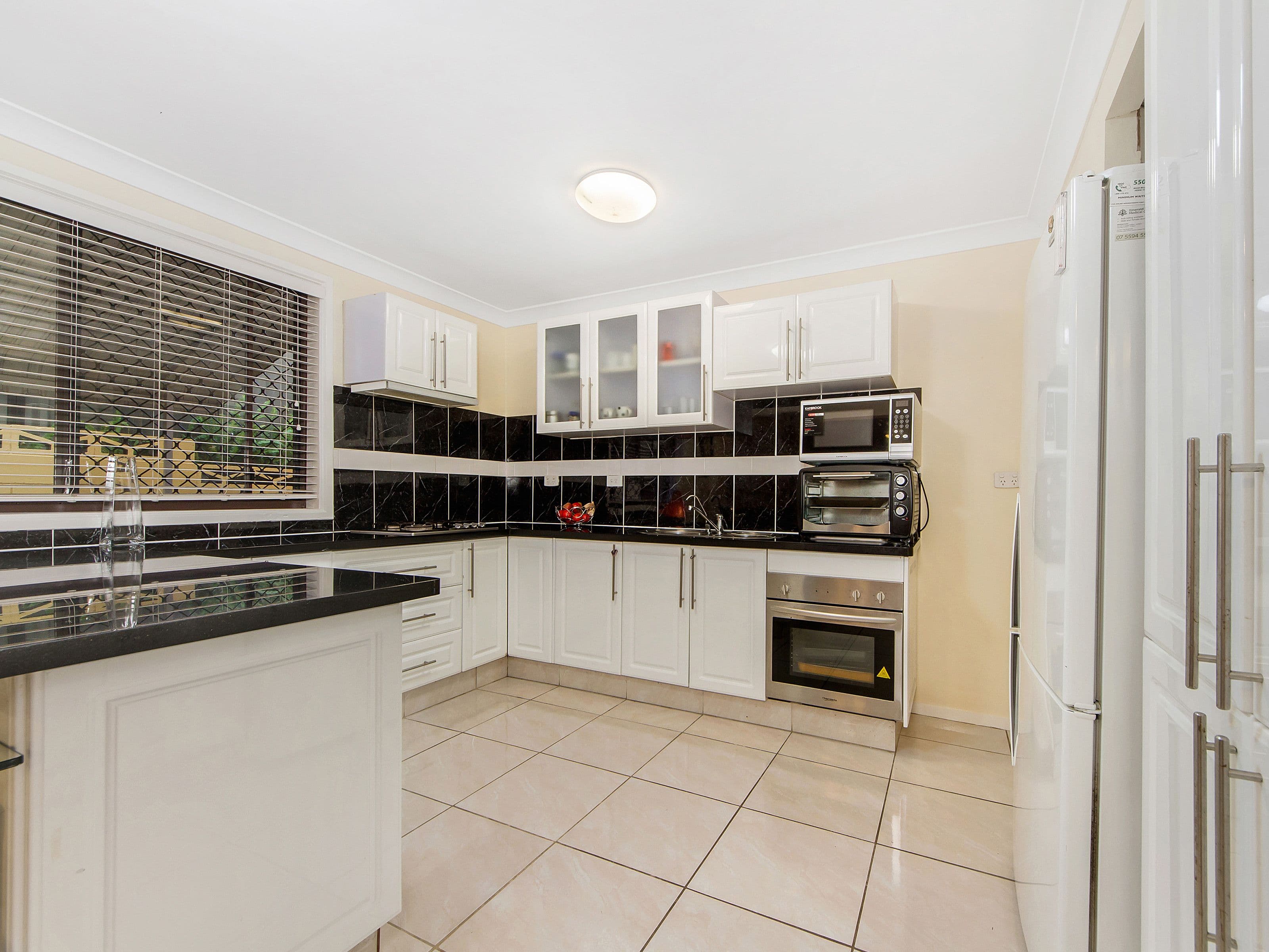 3 Currumburra Road, Ashmore QLD 4214, Ashmore - Thumbnail 6