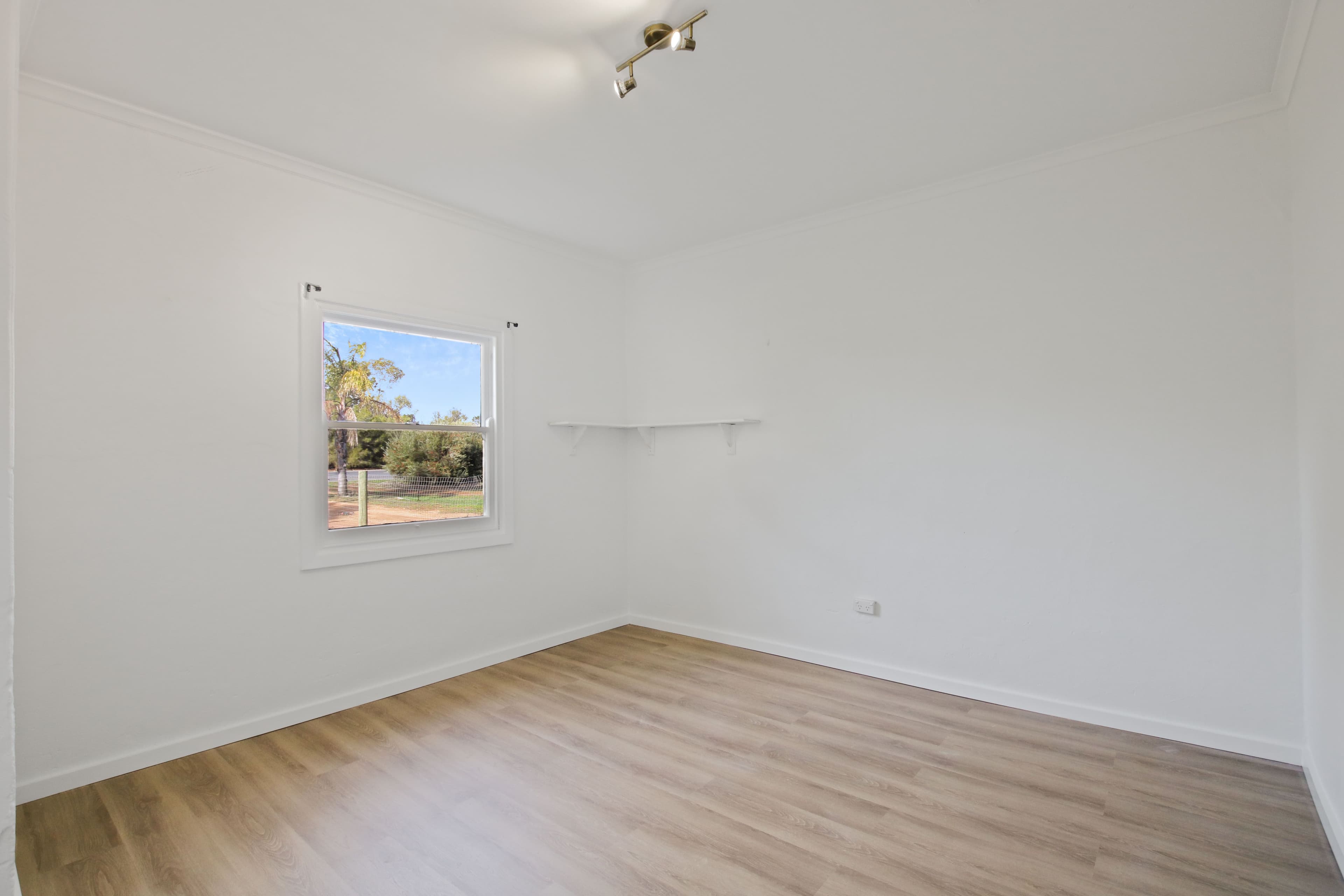 198 Dunstan Road, Waikerie SA 5330, Waikerie - Thumbnail 7