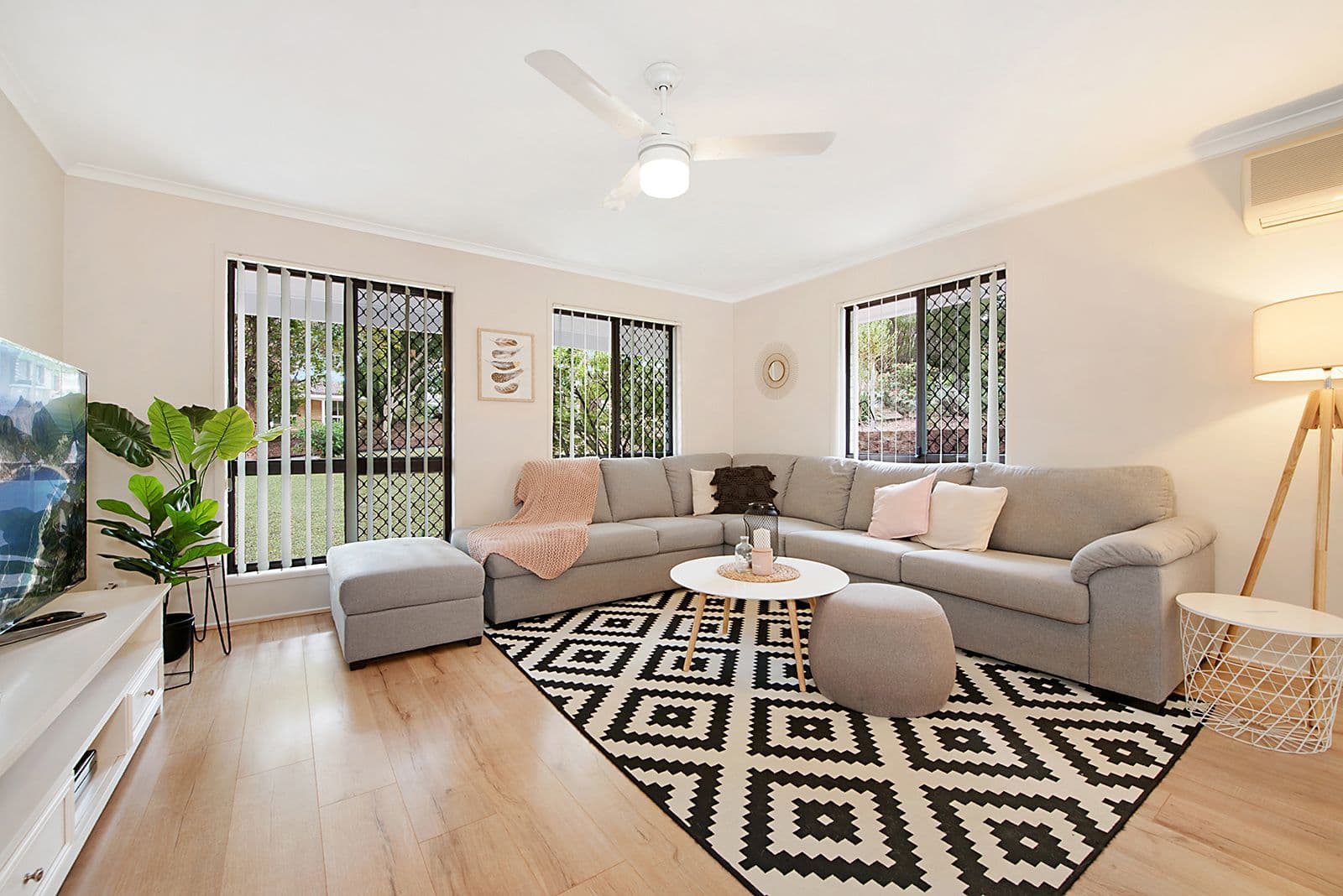 24 Samarai Street, Moggill QLD 4070, Moggill - Thumbnail 2