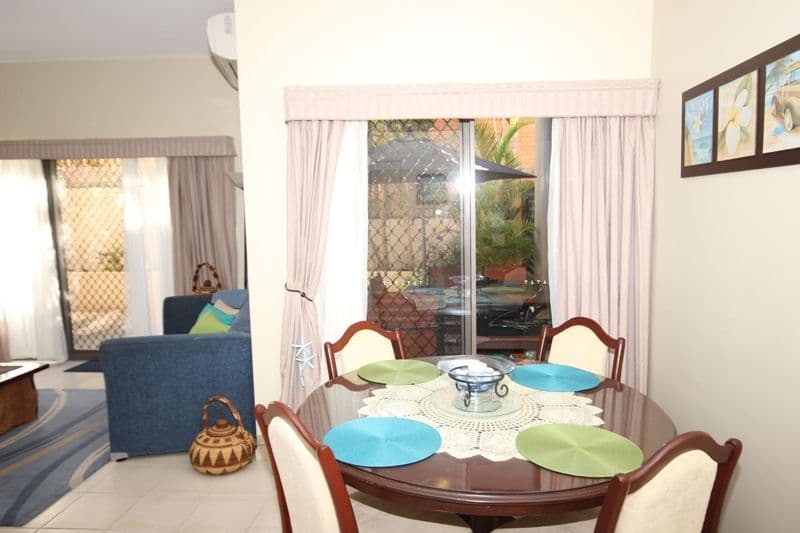 77 McLean Street, Coolangatta QLD 4225, Coolangatta - Thumbnail 2