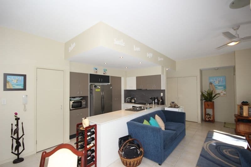 77 McLean Street, Coolangatta QLD 4225, Coolangatta - Thumbnail 4