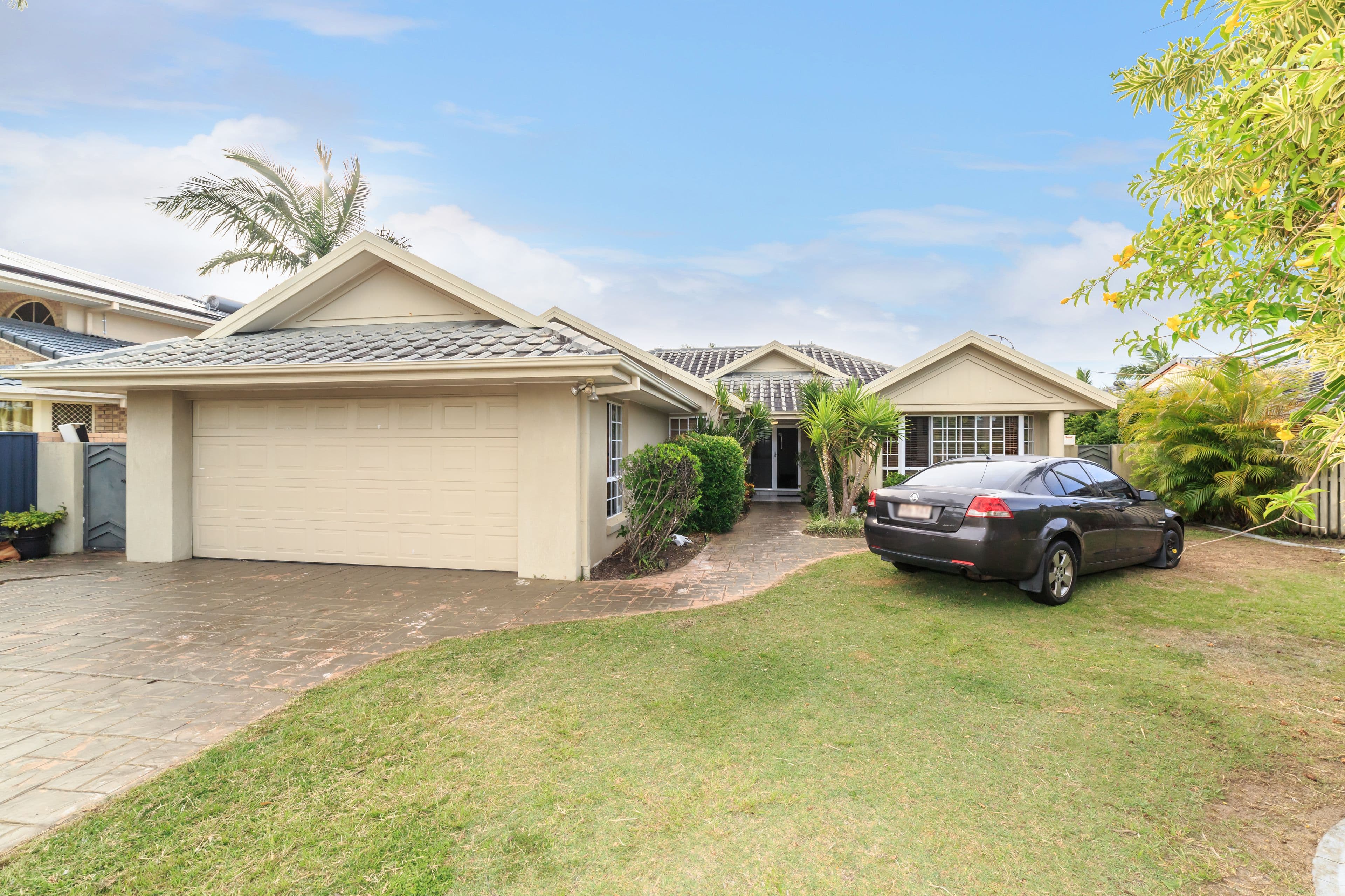 38 Port Jackson Boulevard, Clear Island Waters QLD 4226, Clear Island Waters - Thumbnail 3