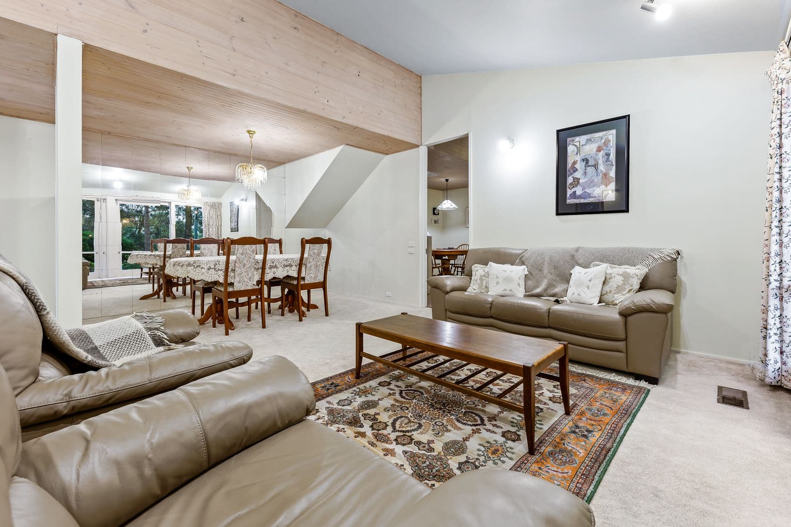 6 Prospector Court, Wheelers Hill VIC 3150, Wheelers Hill - Thumbnail 2