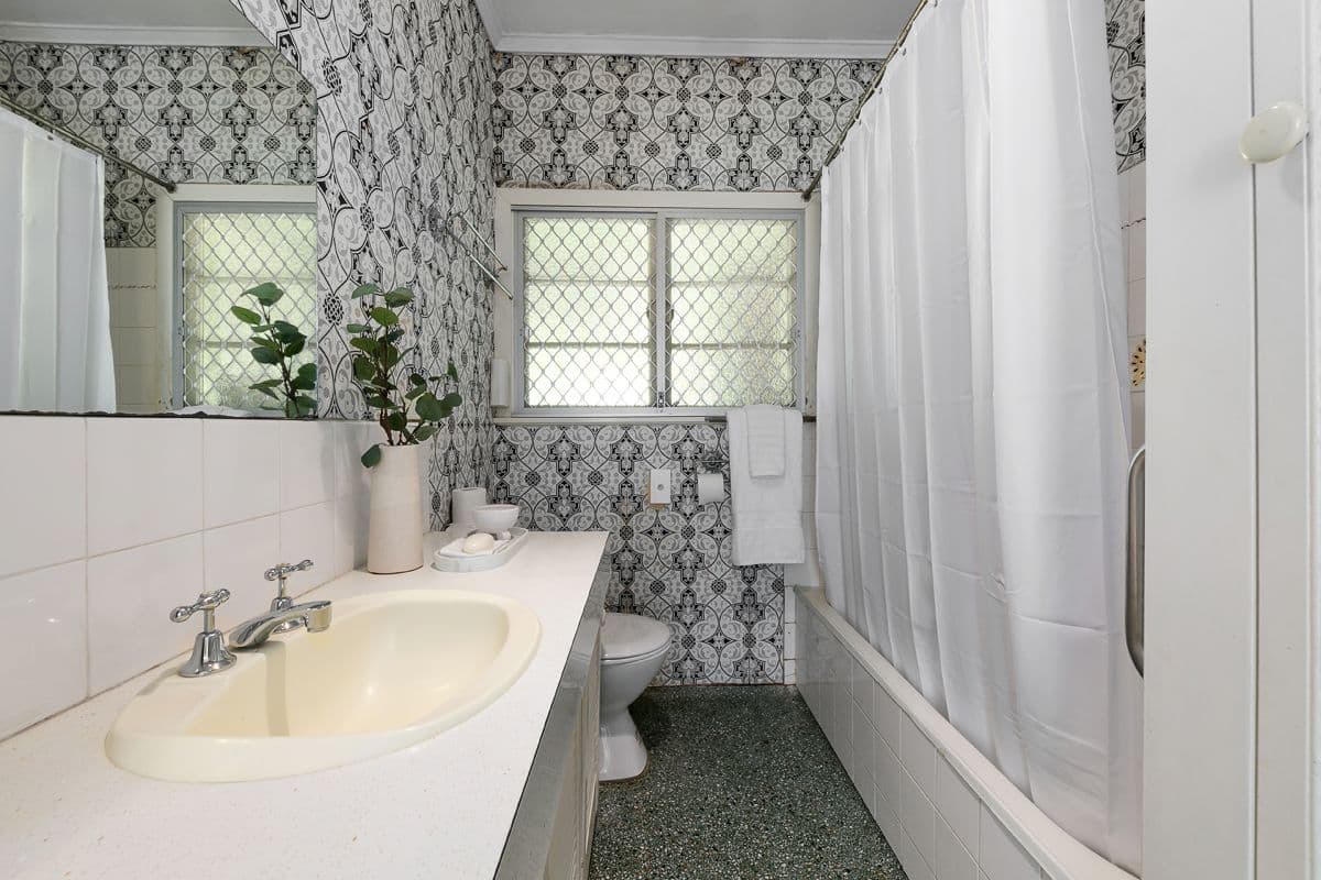 154 Victoria Avenue, Chelmer QLD 4068, Chelmer - Thumbnail 7