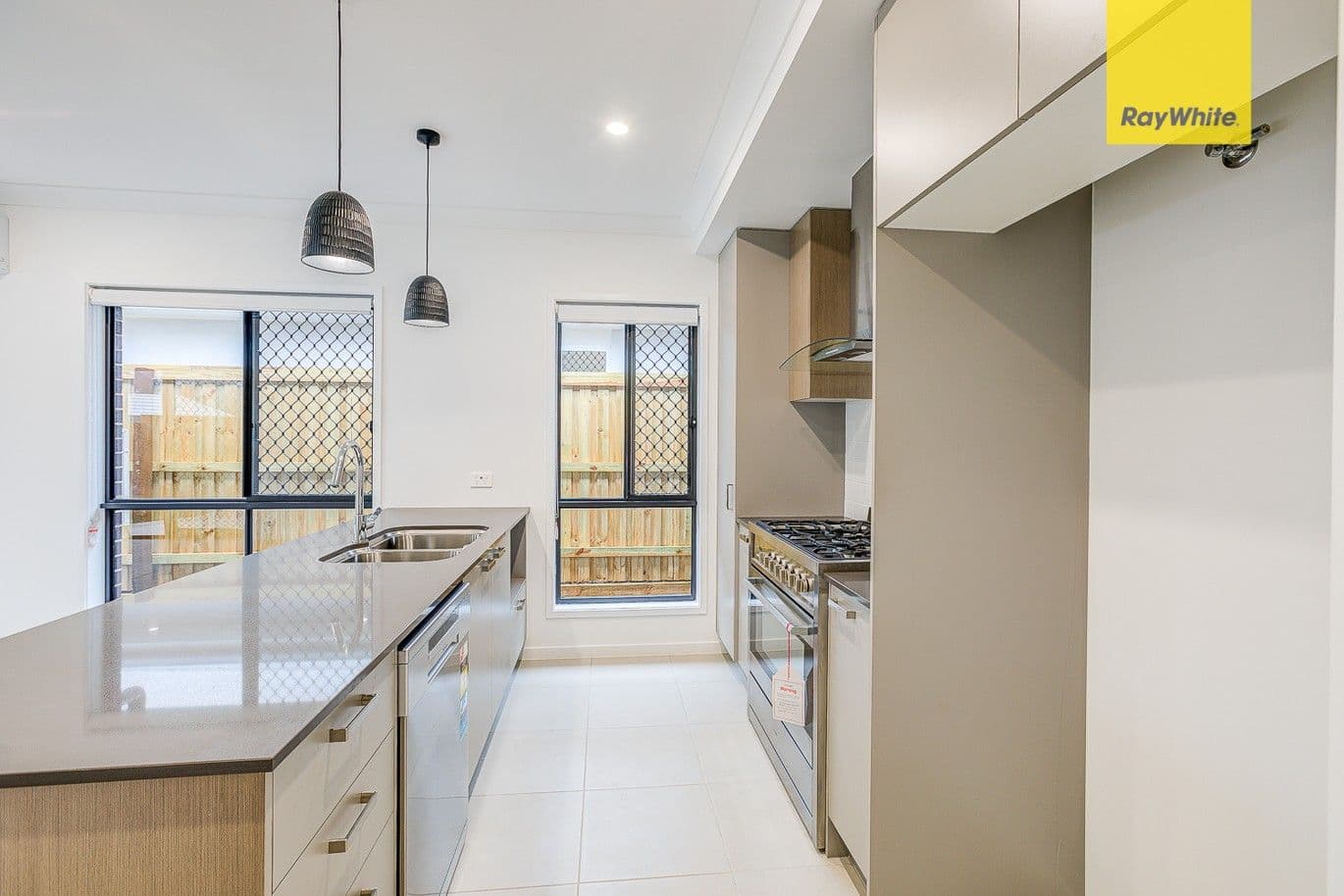 309 Killara Boulevard, Logan Reserve QLD 4133, Logan Reserve - Thumbnail 2