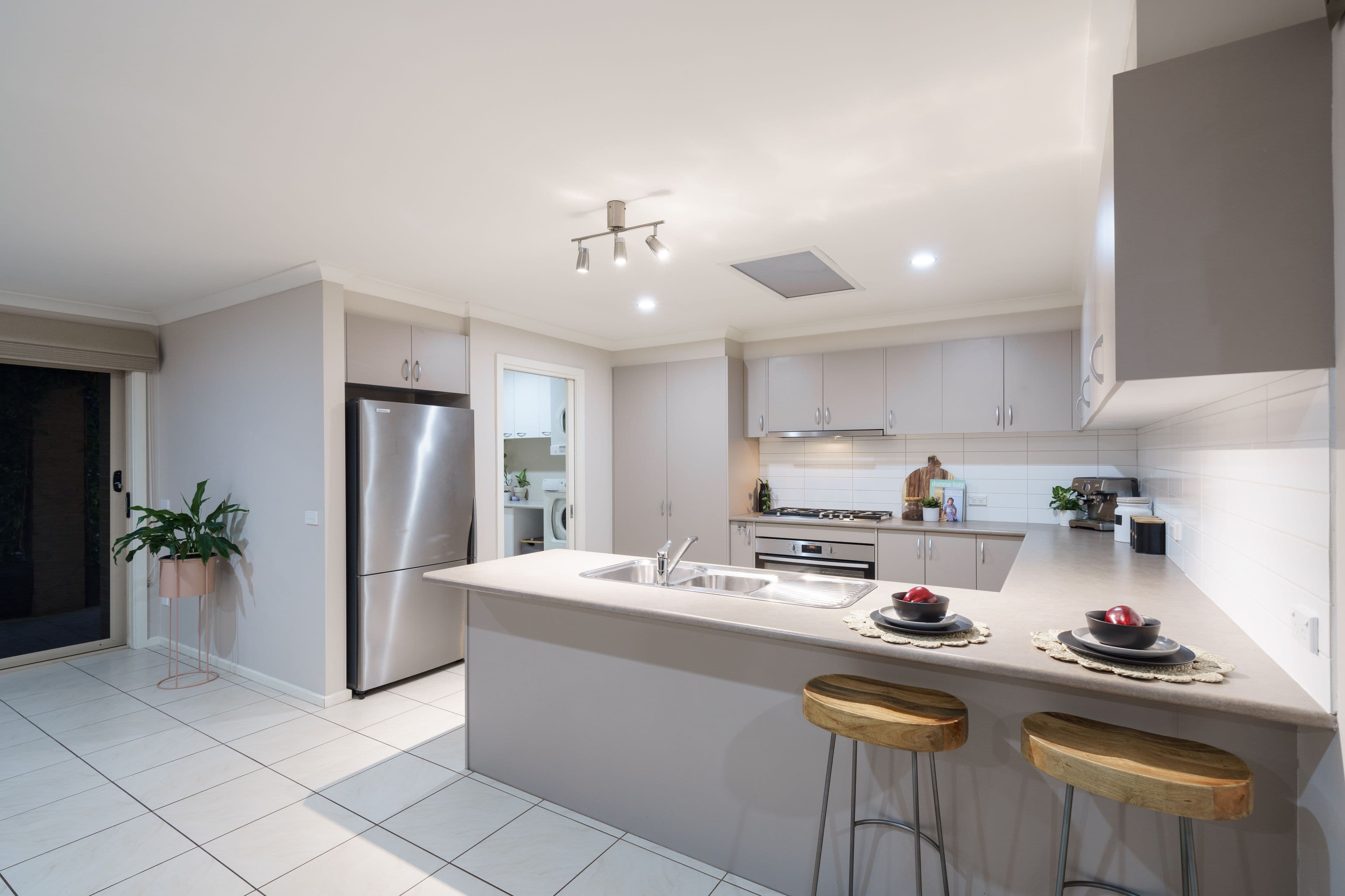 11 Peledora Place, Lyndhurst VIC 3975, Lyndhurst - Thumbnail 2