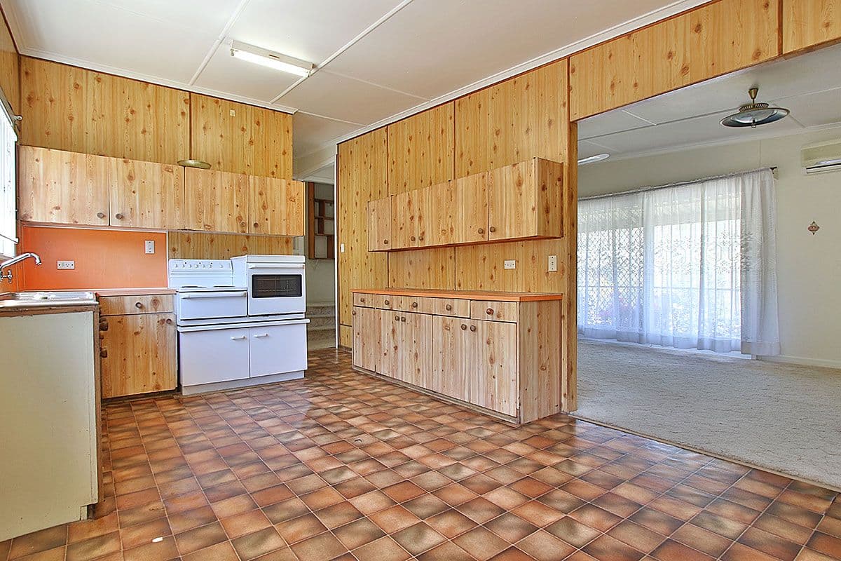 17 Chamberlain Street, Sadliers Crossing QLD 4305, Sadliers Crossing - Thumbnail 3