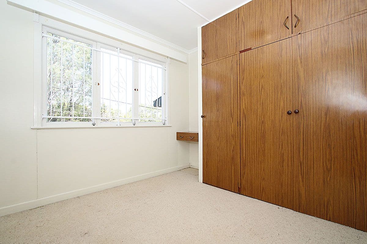 17 Chamberlain Street, Sadliers Crossing QLD 4305, Sadliers Crossing - Thumbnail 6