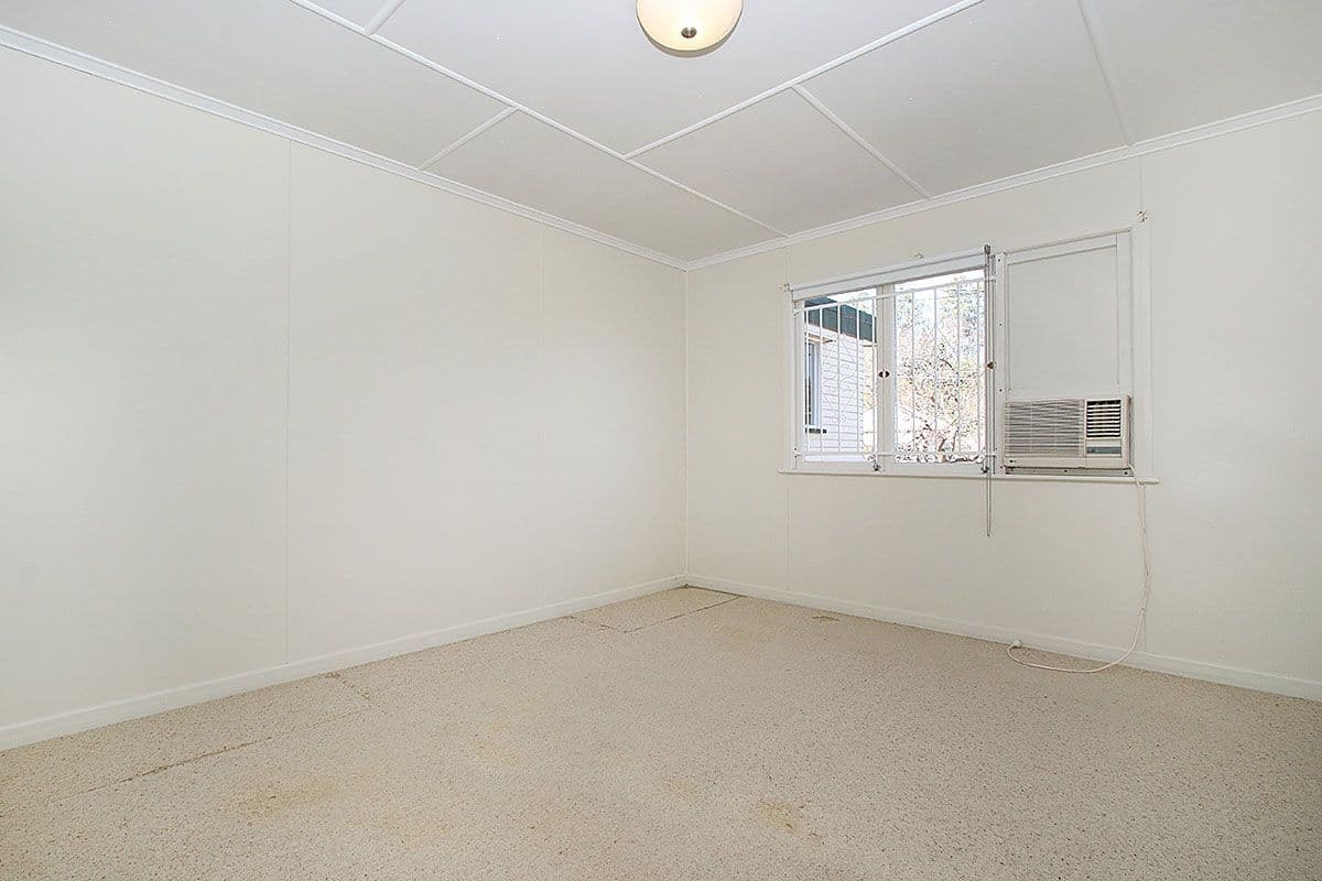 17 Chamberlain Street, Sadliers Crossing QLD 4305, Sadliers Crossing - Thumbnail 7