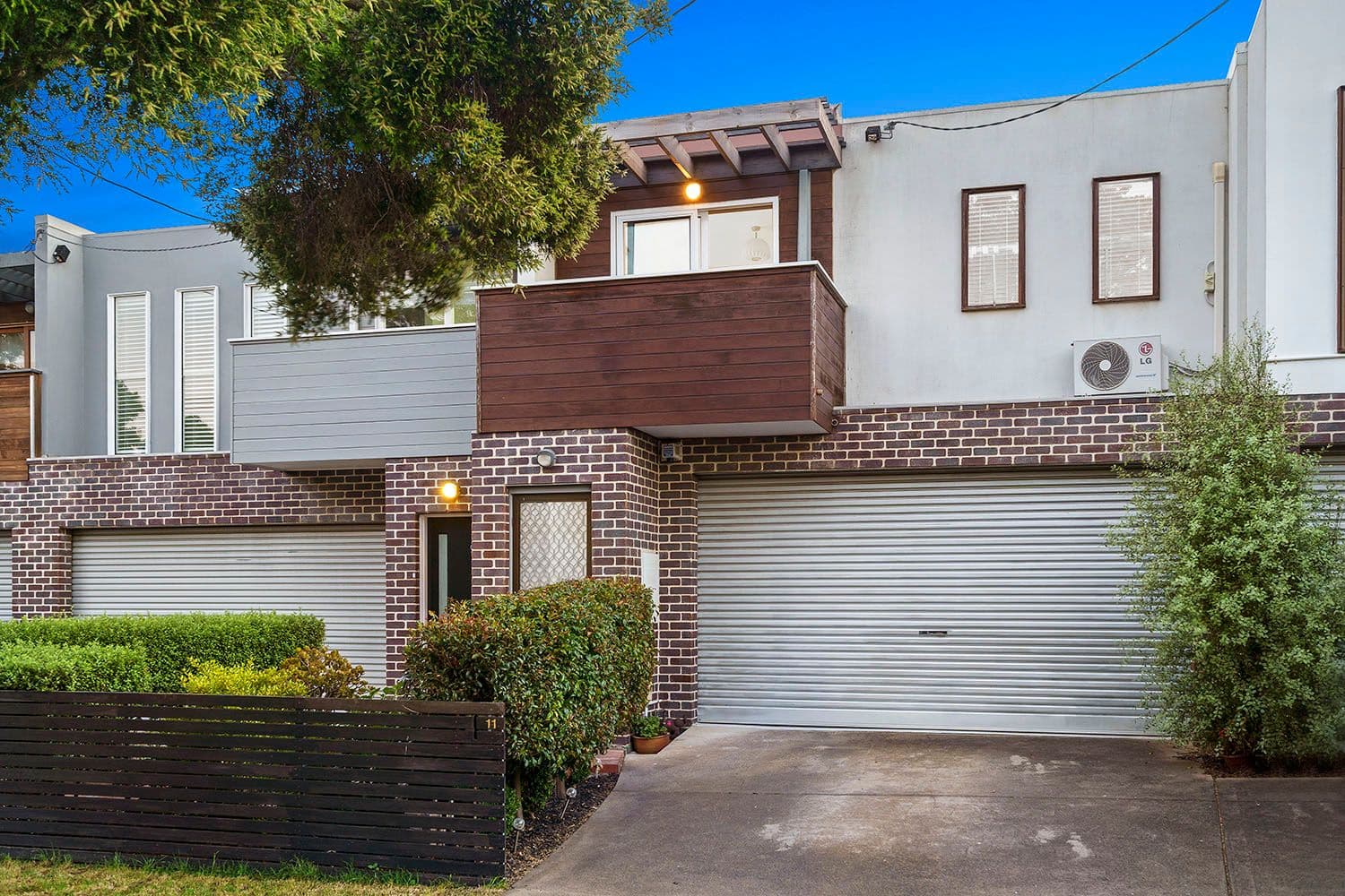 11 Alvena Street, Mentone VIC 3194, Mentone - Thumbnail 2