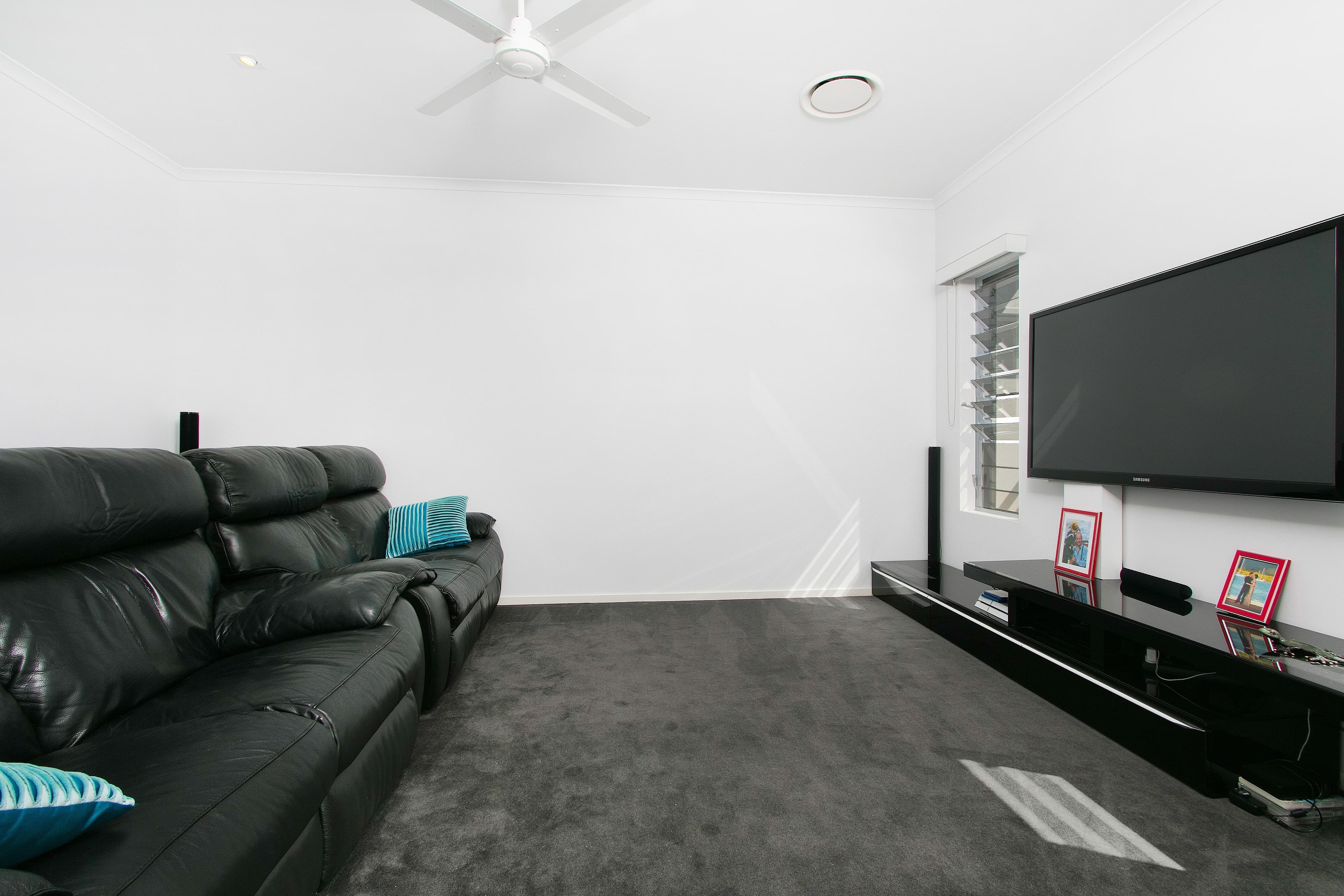 6 McAlister Avenue, Kewarra Beach QLD 4879, Kewarra Beach - Thumbnail 3