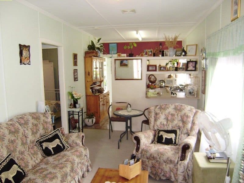 52 Ewan Street, MARGATE QLD 4019, Margate - Thumbnail 4
