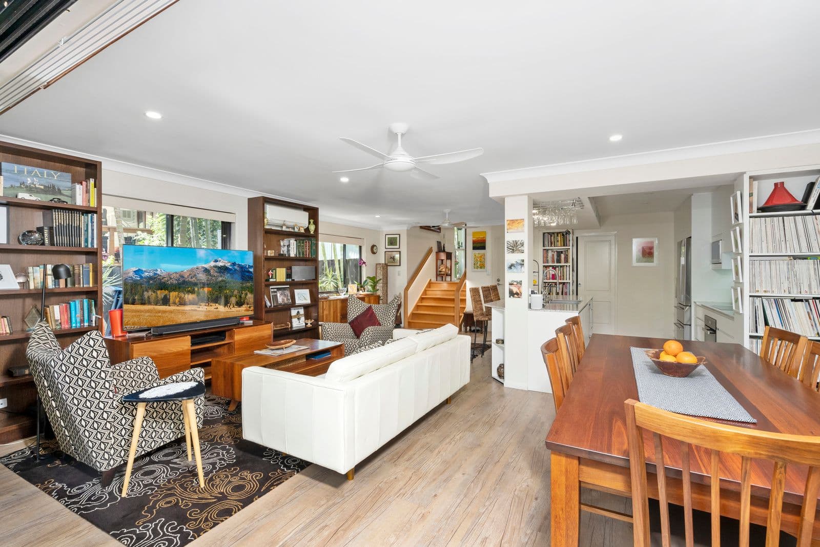 31 Melinda, Southport QLD 4215, Southport - Thumbnail 3