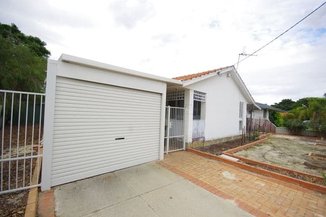 39 Whitehouse Drive, KOONDOOLA WA 6064, Koondoola - Image 1