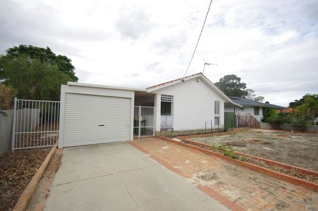 39 Whitehouse Drive, KOONDOOLA WA 6064, Koondoola - Thumbnail 4