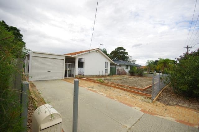 39 Whitehouse Drive, KOONDOOLA WA 6064, Koondoola - Thumbnail 5