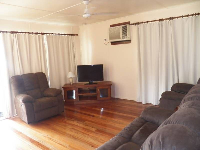 14 Brisbane Street, BARNEY POINT QLD 4680, Barney Point - Thumbnail 3