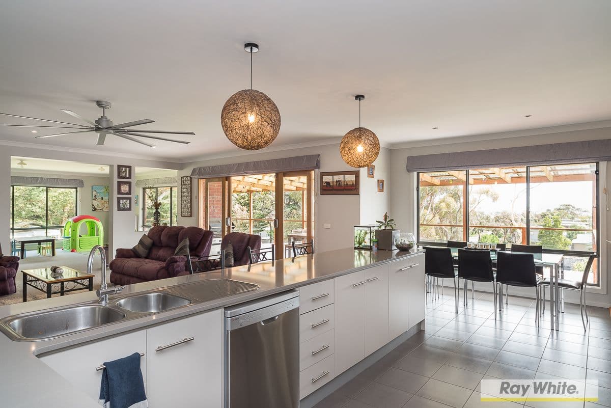 21 Waterview Rise, Cowes VIC 3922, Cowes - Thumbnail 2