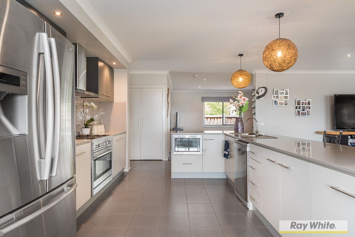 21 Waterview Rise, Cowes VIC 3922, Cowes - Thumbnail 4