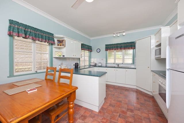 107 Lower Heidelberg Road, Ivanhoe, Ivanhoe - Thumbnail 2