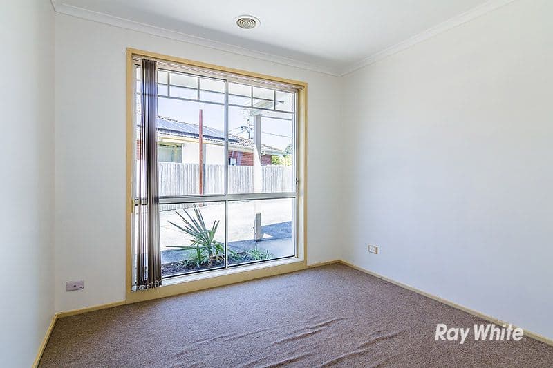 19 Joyce Street, Cranbourne West VIC 3977, Cranbourne West - Thumbnail 8