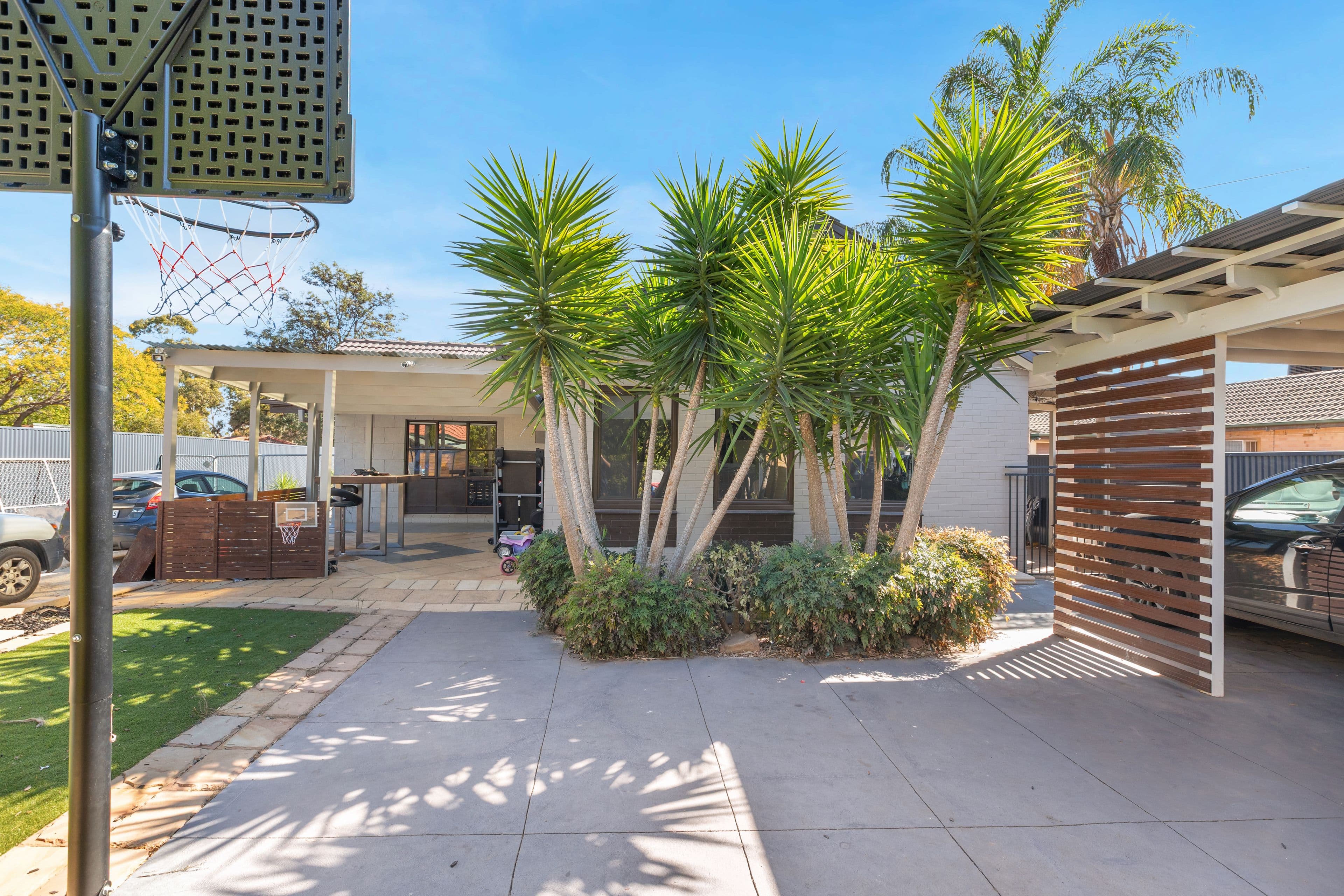 11 Bedchester Road, Elizabeth North SA 5113, Elizabeth North - Image 1