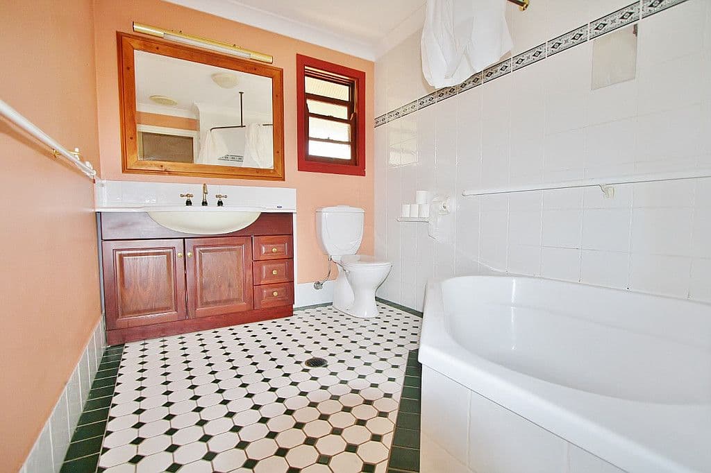 118 Layard Street, Holland Park QLD 4121, Holland Park - Thumbnail 6
