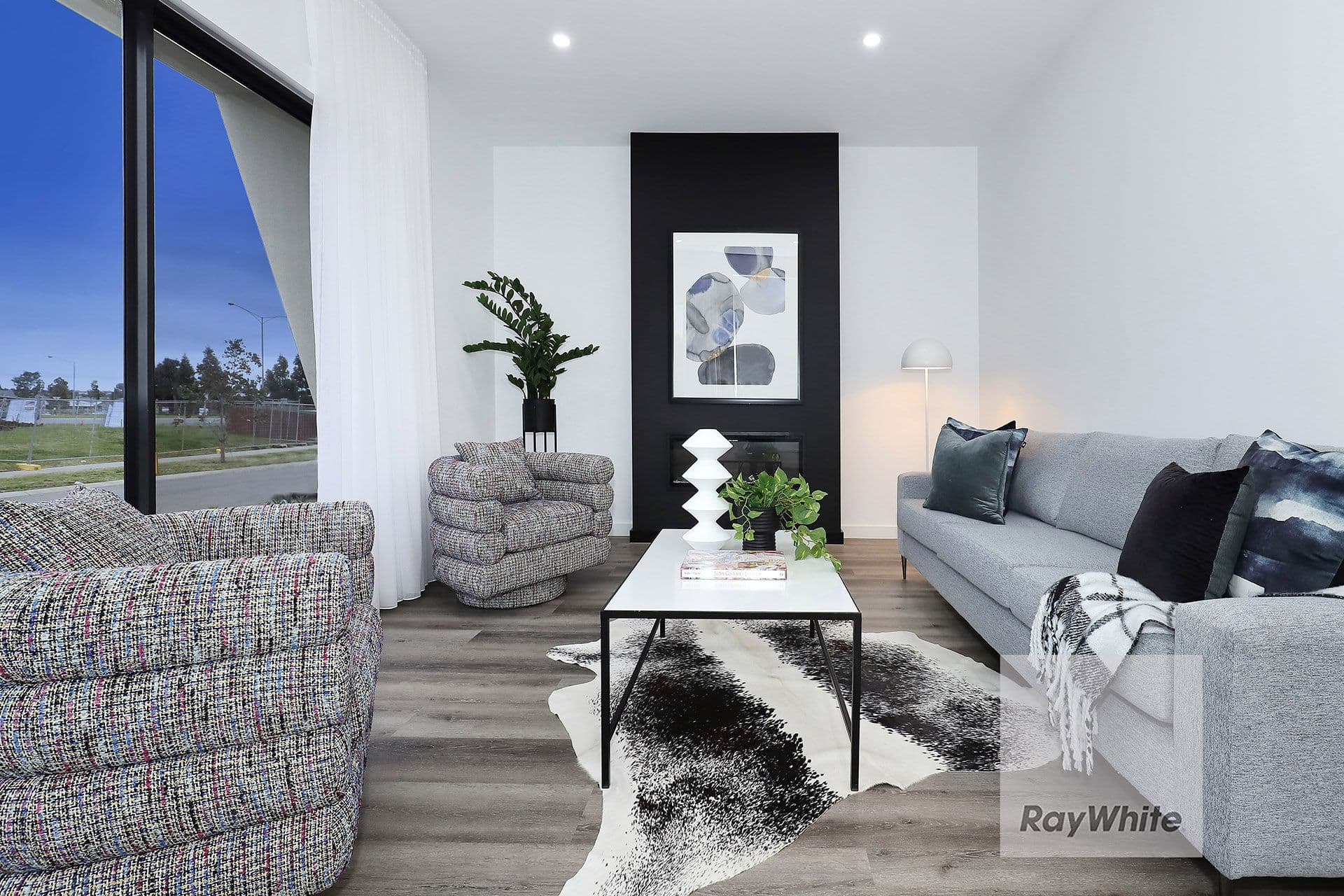 87 Whitfield Crescent, Craigieburn VIC 3064, Craigieburn - Thumbnail 3