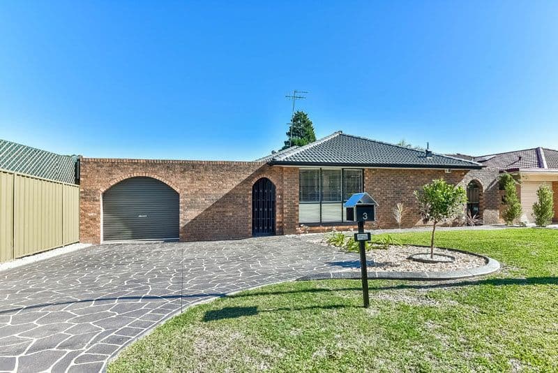 3 Macarthur Place, Ruse - Image 1