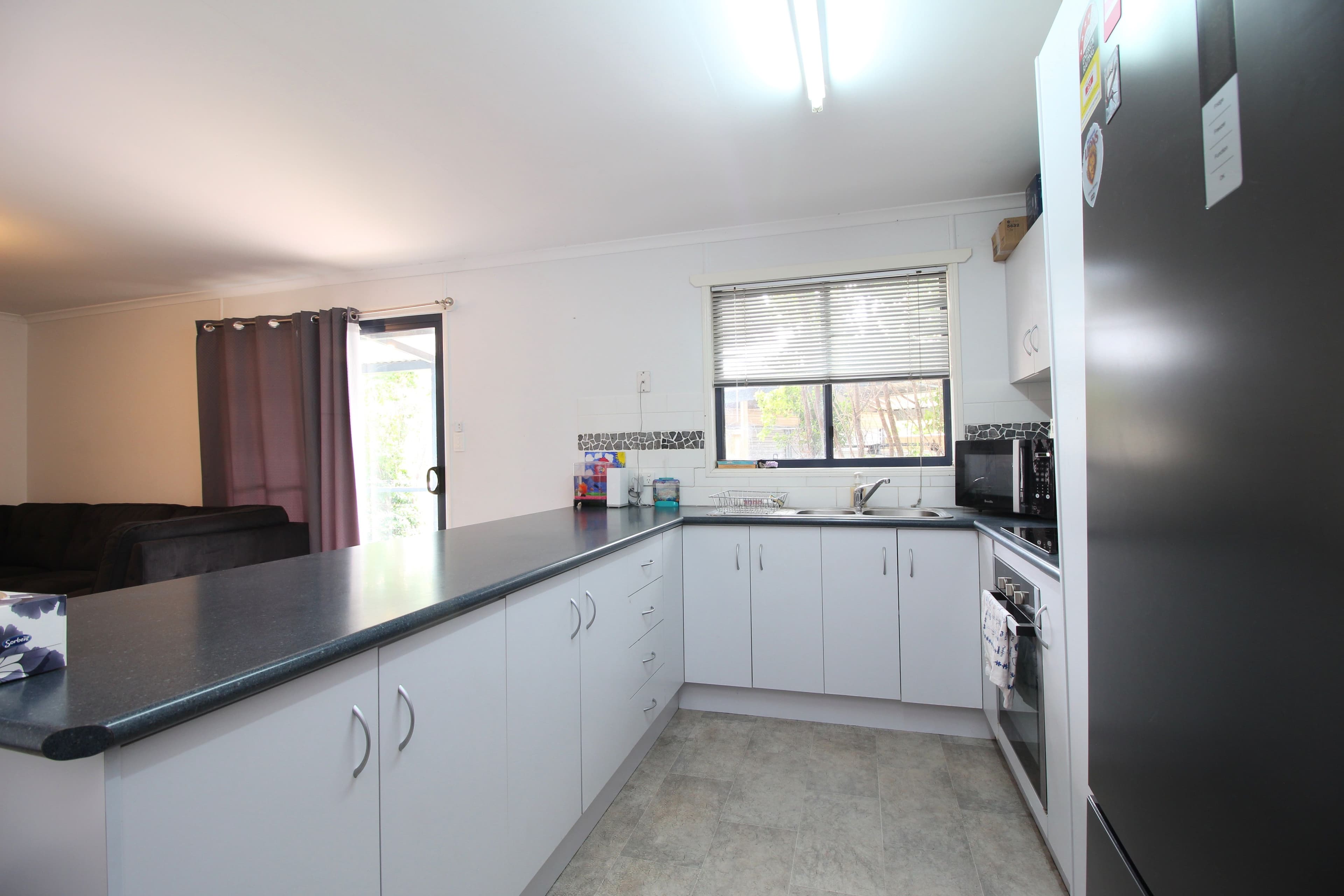 212 Borilla Street, Emerald QLD 4720, Emerald - Thumbnail 2