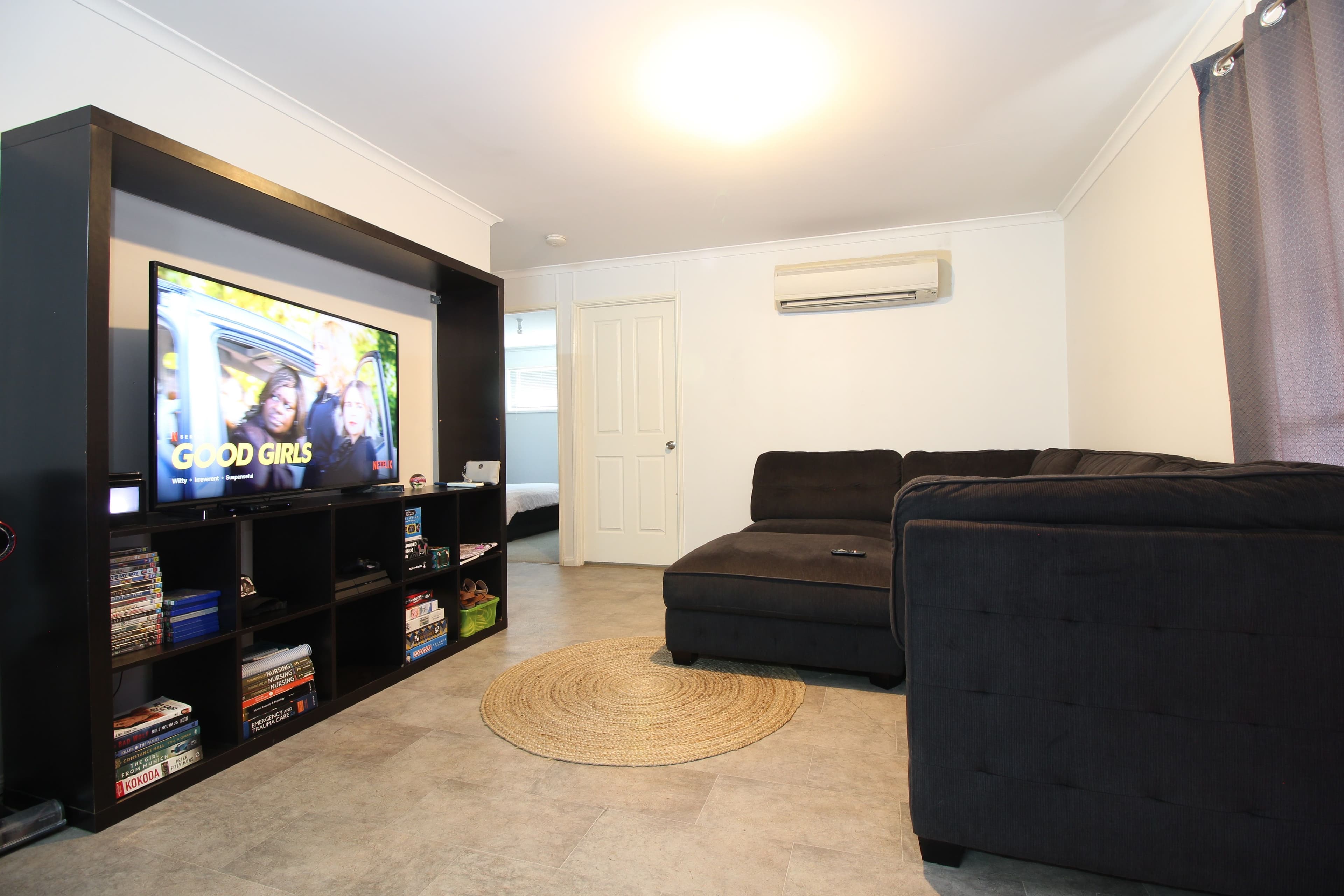 212 Borilla Street, Emerald QLD 4720, Emerald - Thumbnail 6