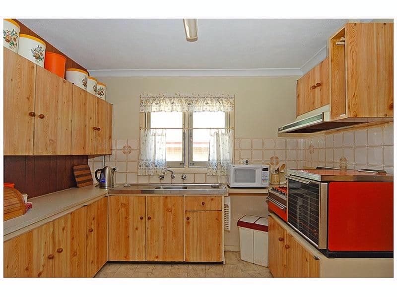 36 Loughton Way, BALGA WA 6061, Balga - Thumbnail 2