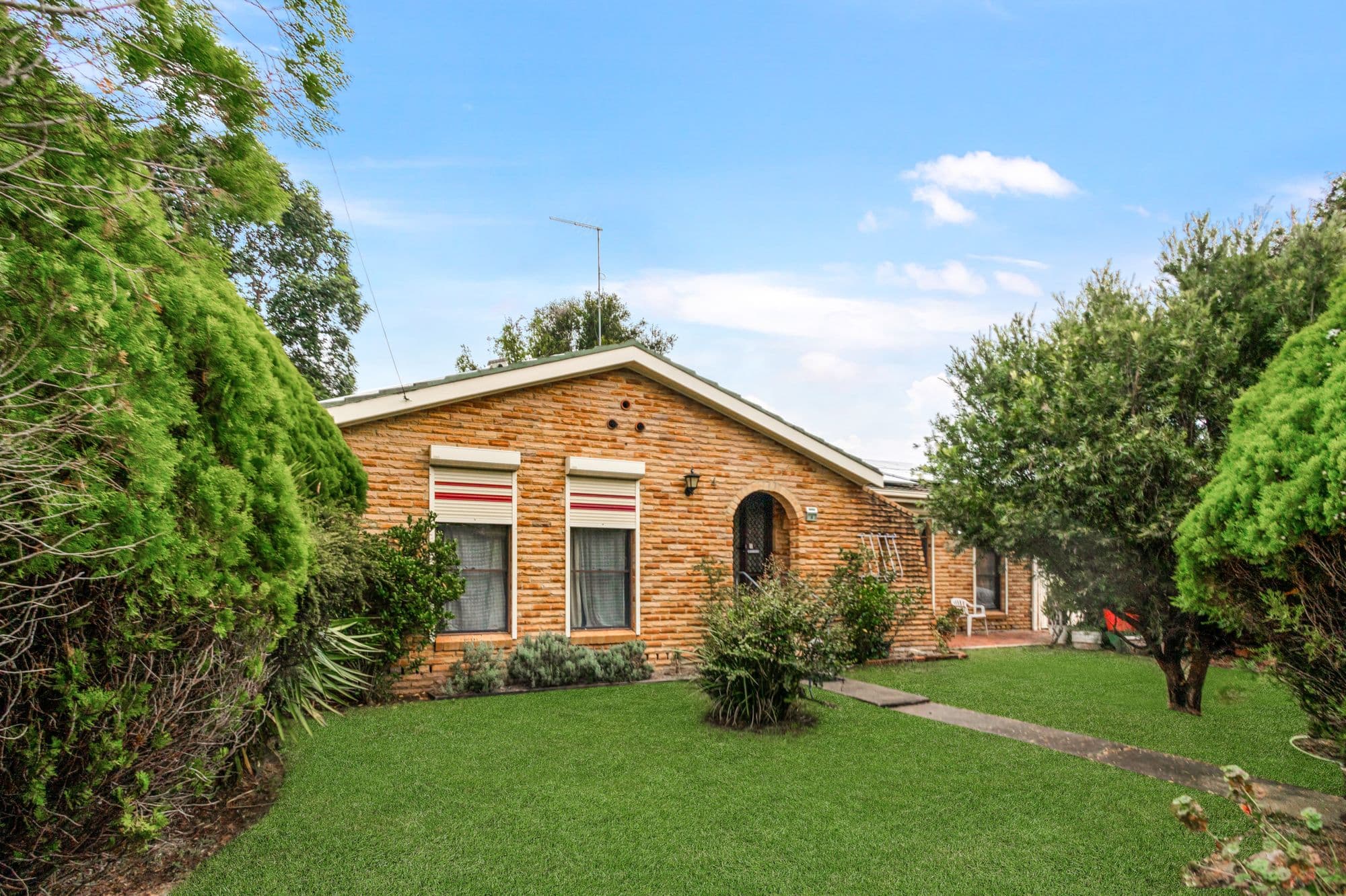 8 JOHN Street, Kooringal, North St Marys - Image 1