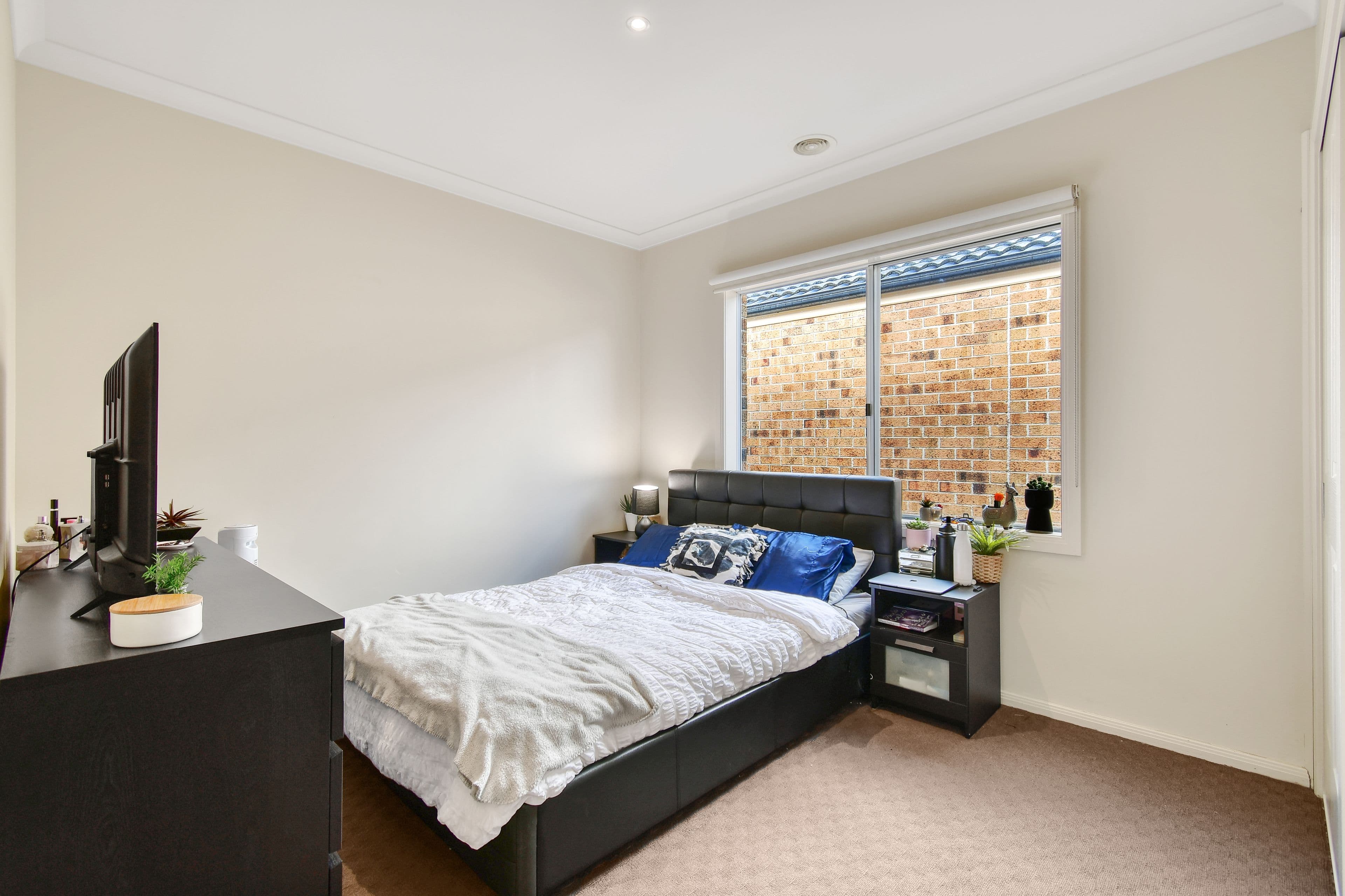 8 Platt Close, Pakenham VIC 3810, Pakenham - Thumbnail 8