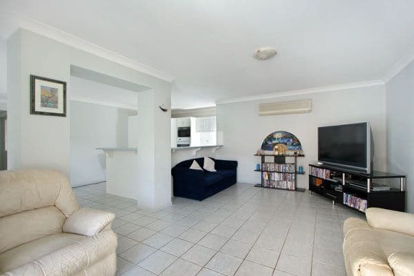 27 Bittern Grove, GLENWOOD NSW 2768, Glenwood - Thumbnail 4