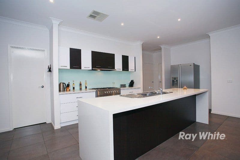 8 Adriana Circuit, BOTANIC RIDGE VIC 3977, Botanic Ridge - Thumbnail 4