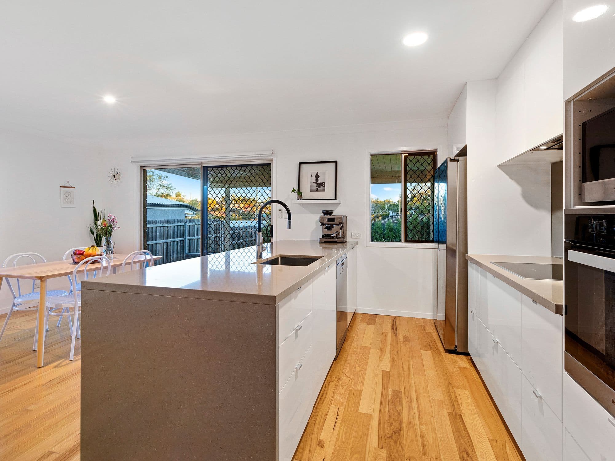 7 Ursus Street, Seven Hills QLD 4170, Seven Hills - Thumbnail 4
