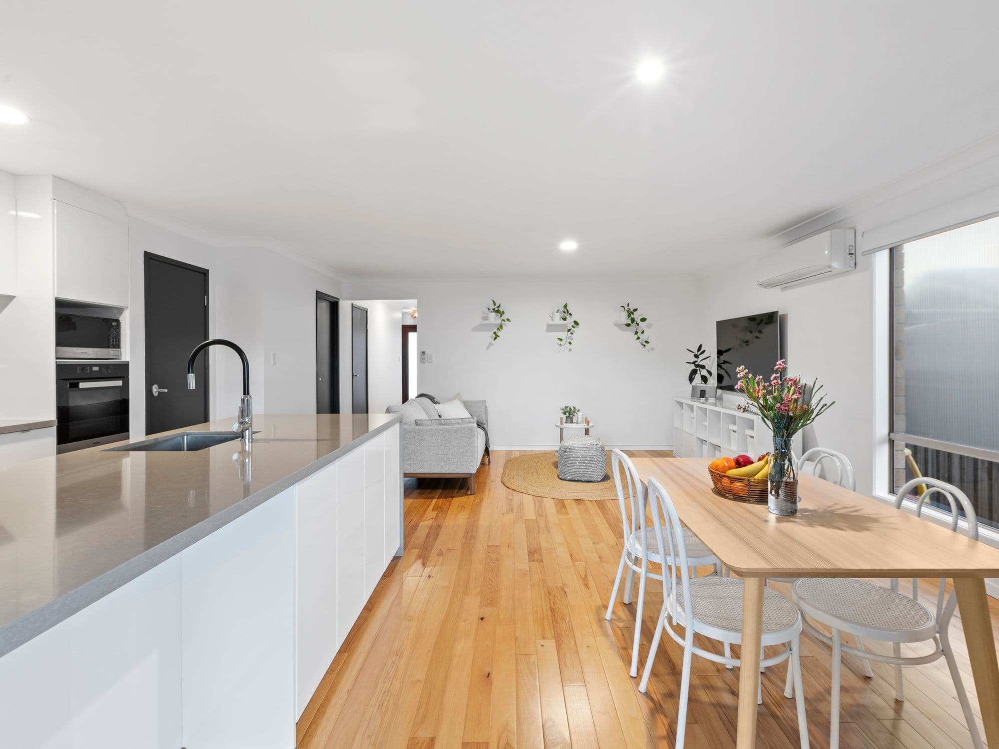 7 Ursus Street, Seven Hills QLD 4170, Seven Hills - Thumbnail 5