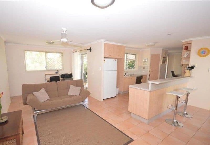 62 Cunnington Street, Bundaberg East QLD 4670, Bundaberg East - Thumbnail 7