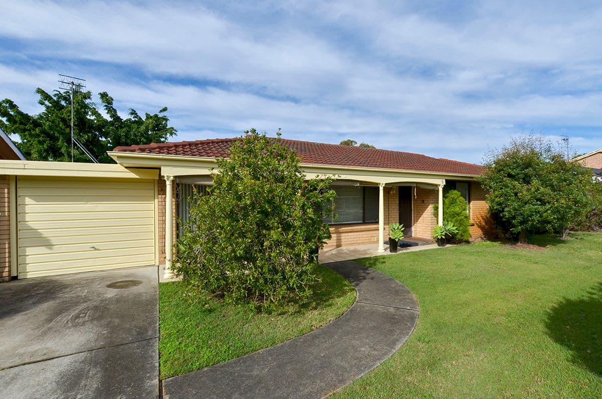 6 Rosewood Drive, Umina Beach - Image 1