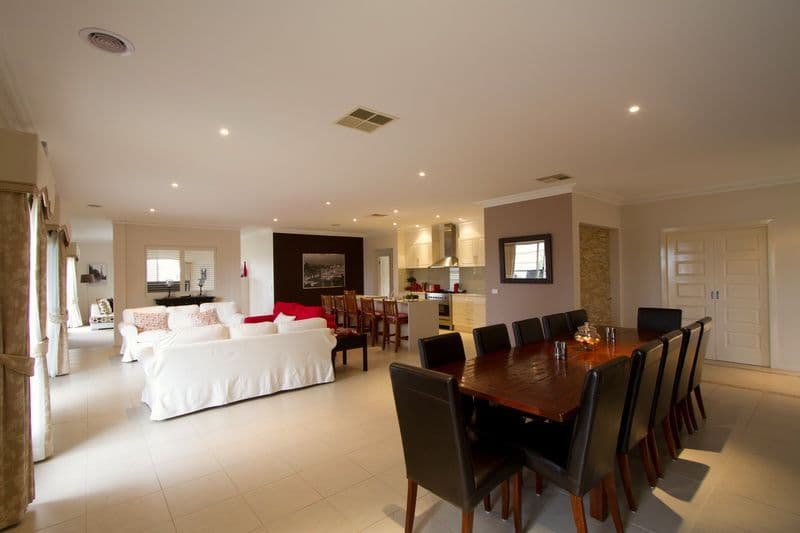 28 The Strand, SUNBURY VIC 3429, Sunbury - Thumbnail 6