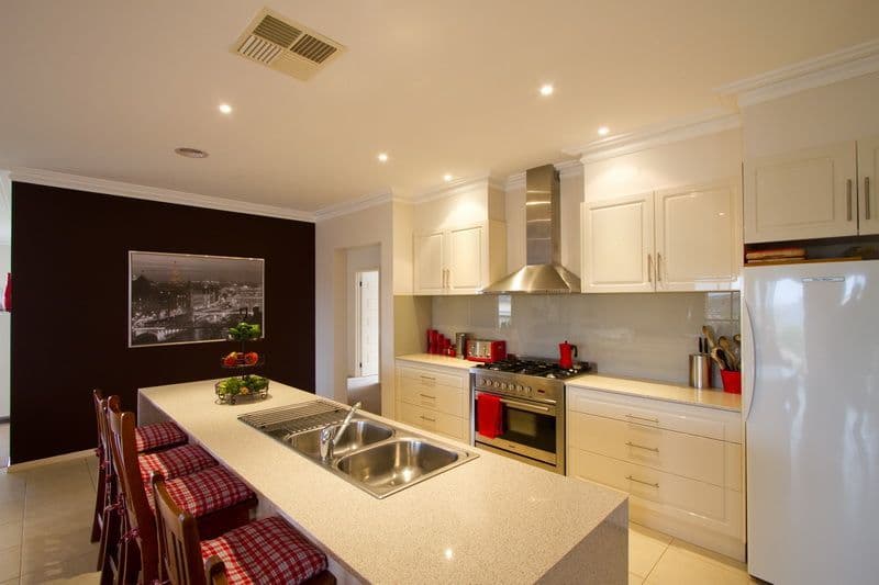 28 The Strand, SUNBURY VIC 3429, Sunbury - Thumbnail 7