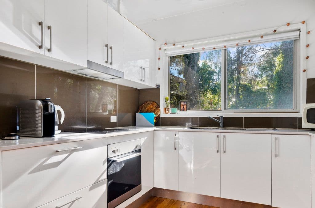 25 Redman Avenue, Thirroul NSW 2515, Thirroul - Thumbnail 2