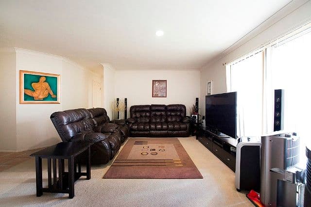 13 Pepper Tree Street, CALAMVALE QLD 4116, Calamvale - Thumbnail 2