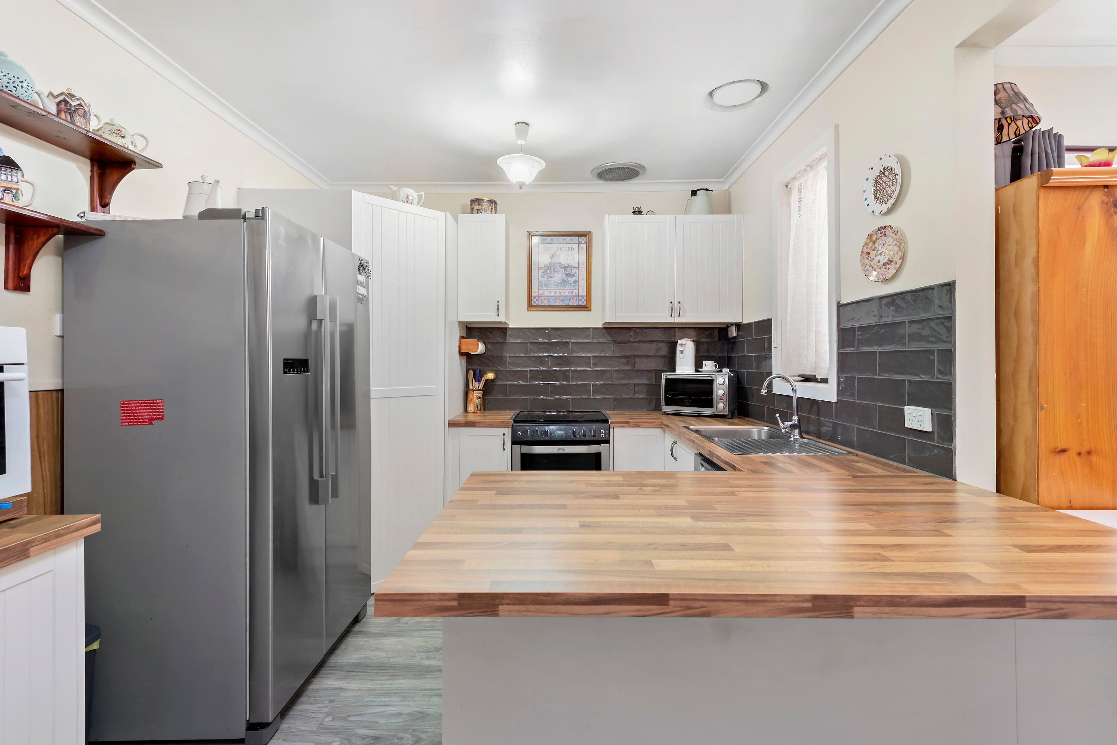 5 Rosemary Crescent, Frankston North VIC 3200, Frankston North - Thumbnail 4