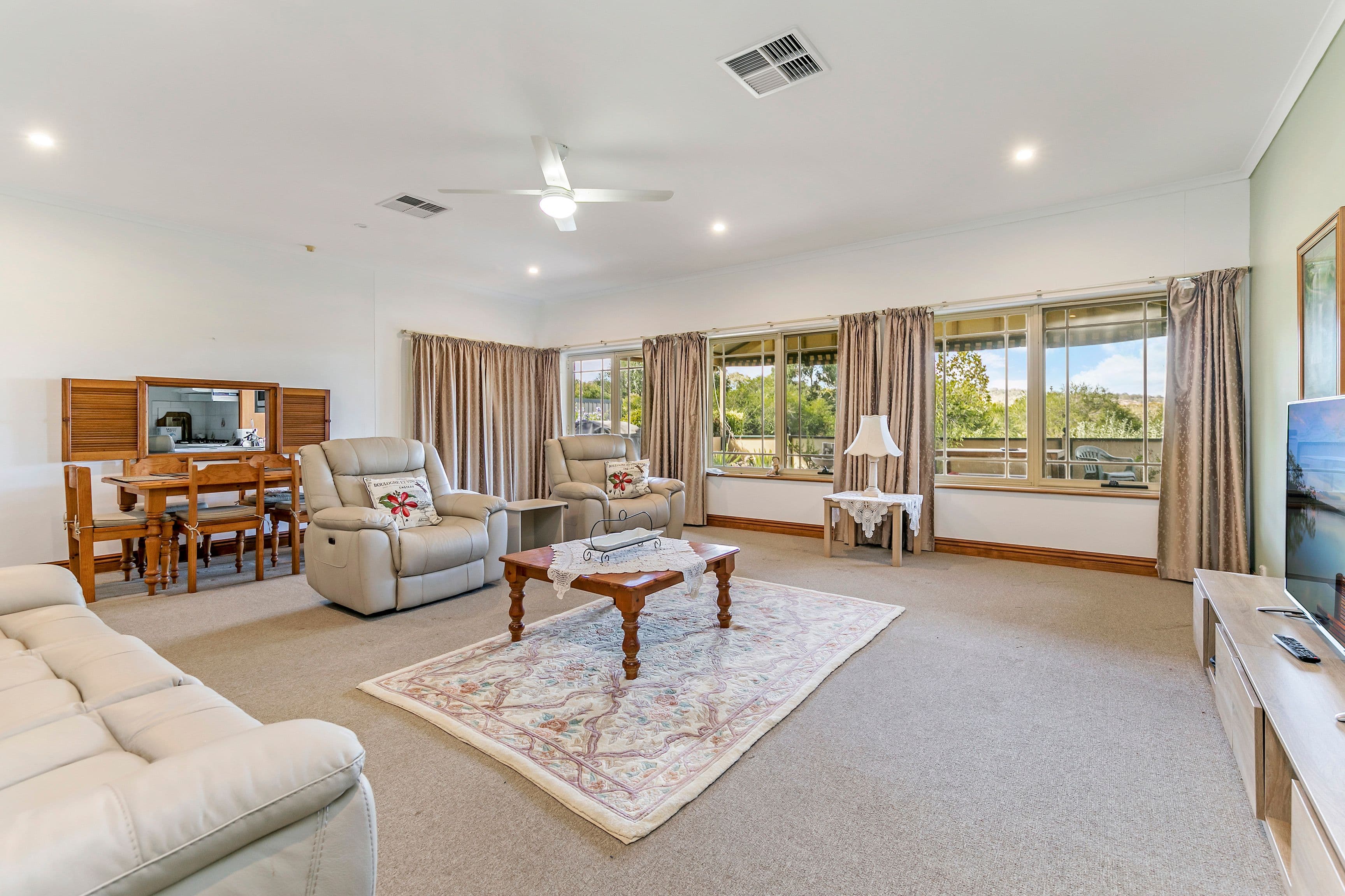 115 Seaview Road, Yatala Vale SA 5126, Yatala Vale - Thumbnail 2