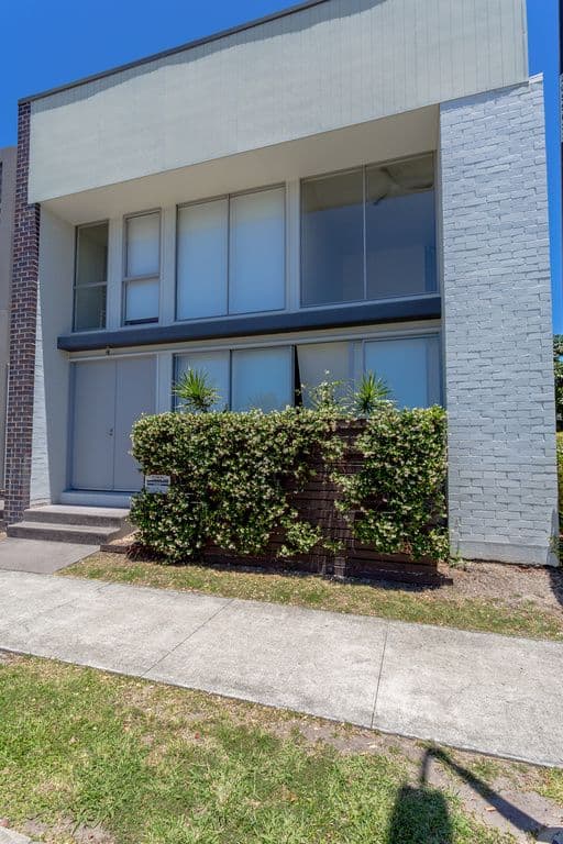 15 Emily Way, Varsity Lakes QLD 4227, Varsity Lakes - Thumbnail 2
