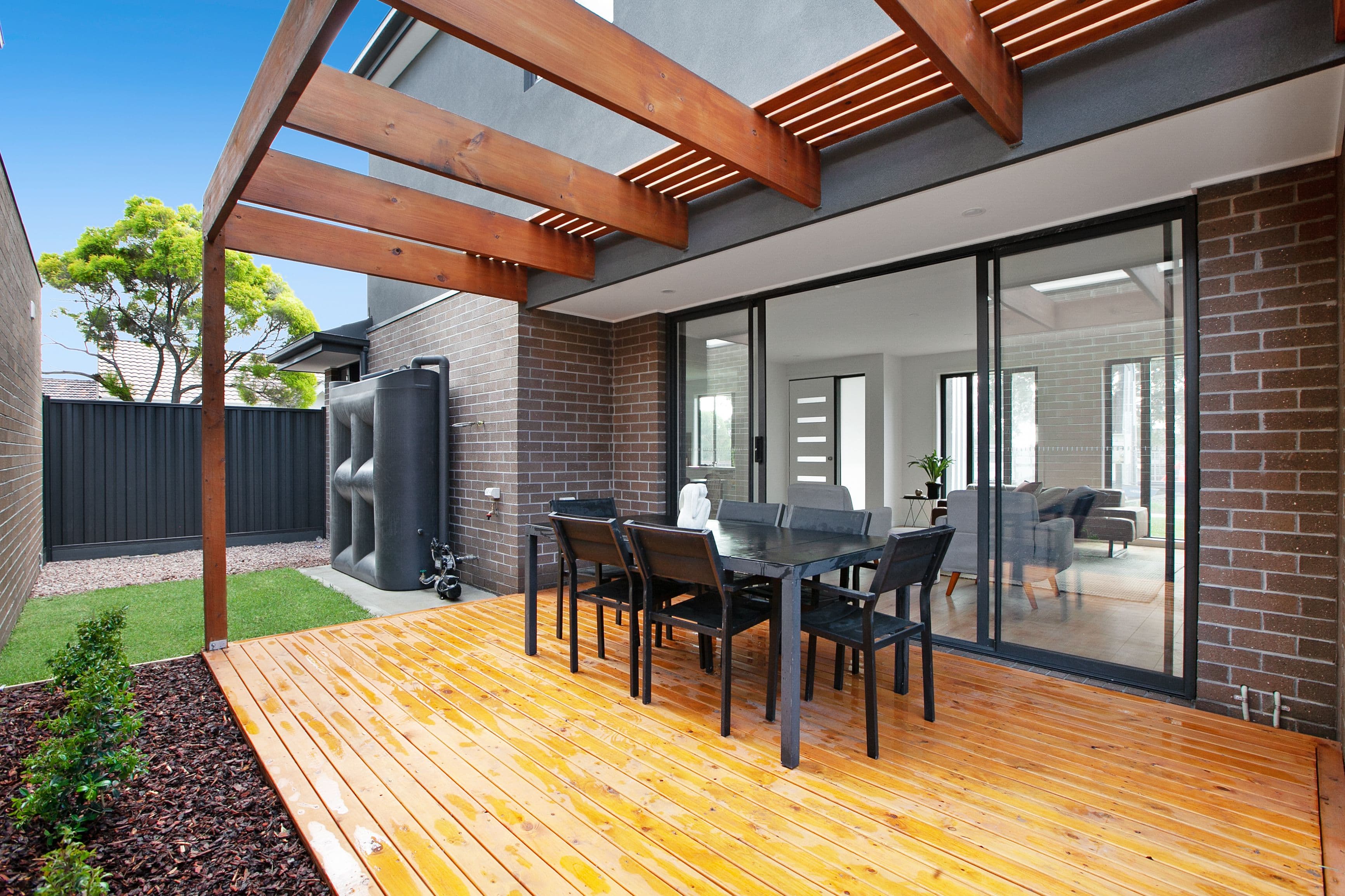 6 Johnson Street, Reservoir VIC 3073, Reservoir - Thumbnail 7